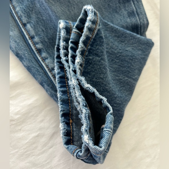 Levi’s Wedgie Straight Jeans - Picture 9 of 10